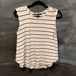 White and navy stretchy shirt